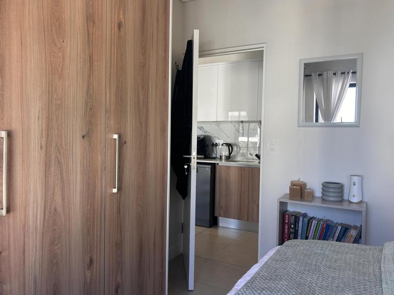To Let 1 Bedroom Property for Rent in Sandown Western Cape